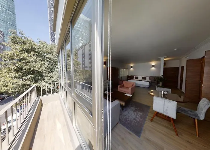 Tokio Suites